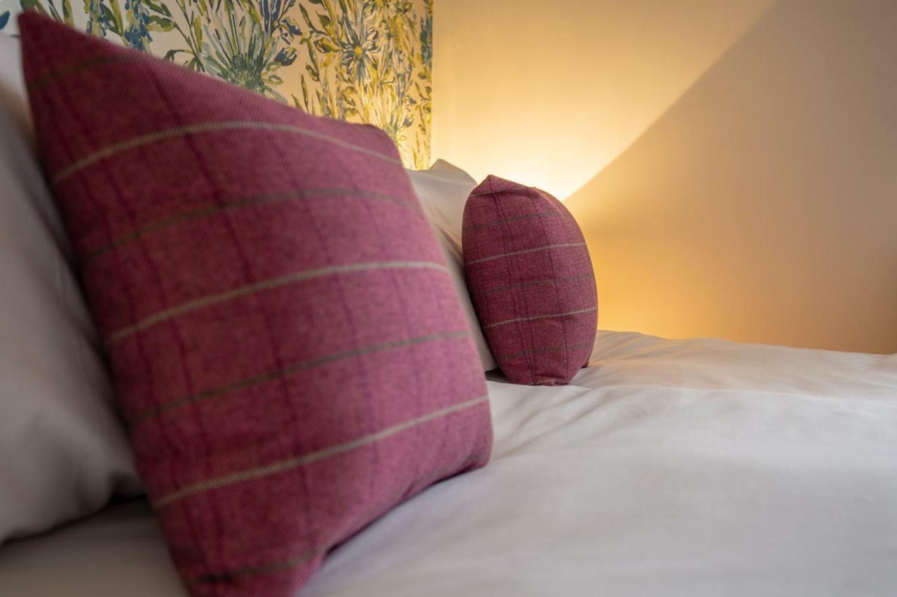 Woodthorpe Hotel Престуич Екстериор снимка