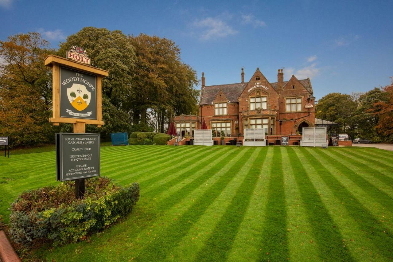 Woodthorpe Hotel Престуич Екстериор снимка