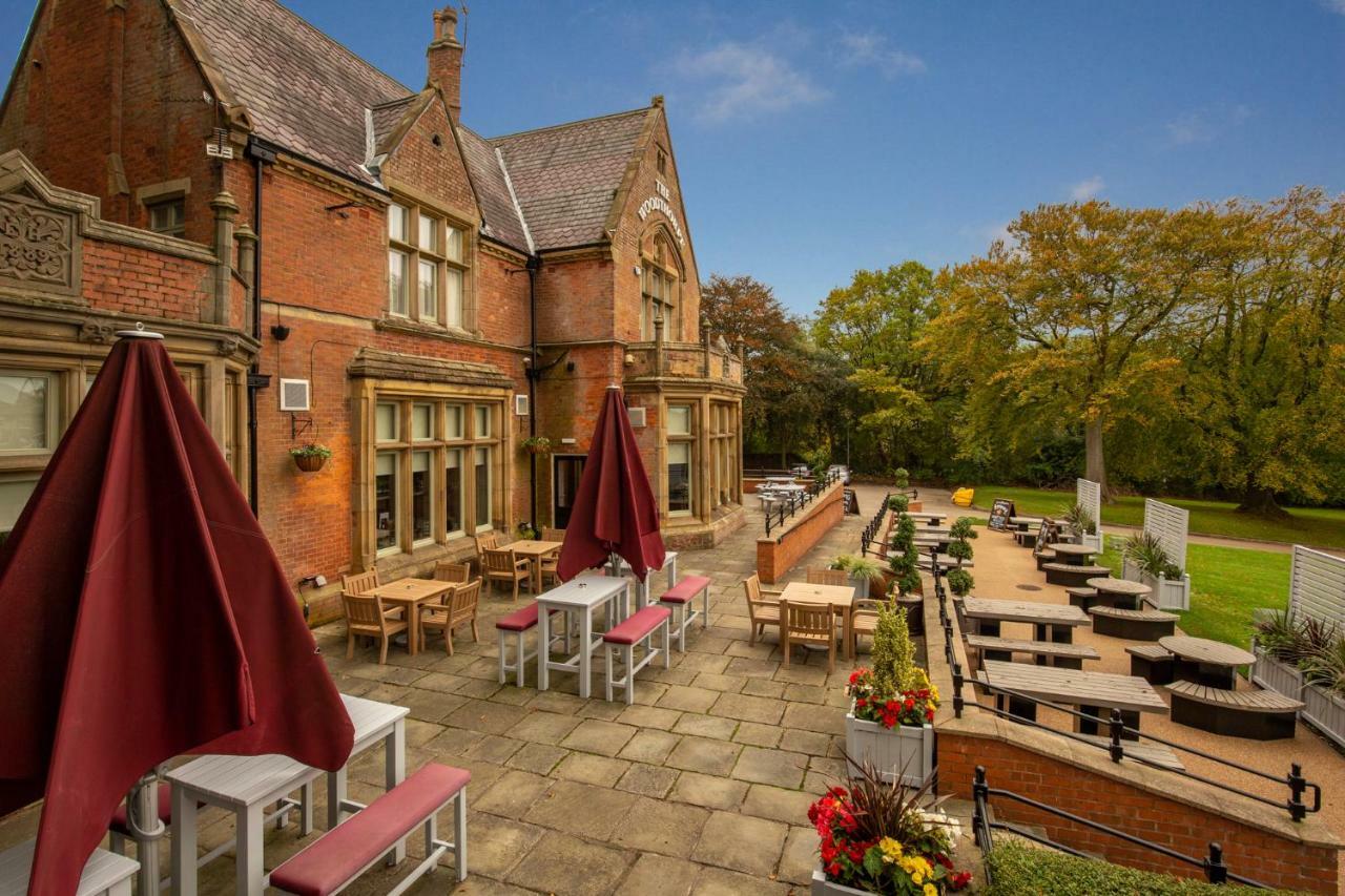 Woodthorpe Hotel Престуич Екстериор снимка
